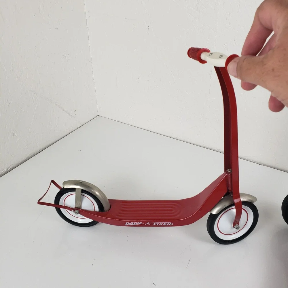 Radio‎ Flyer Miniature Scooter Red Metal Vintage Style Collectible Model Doll